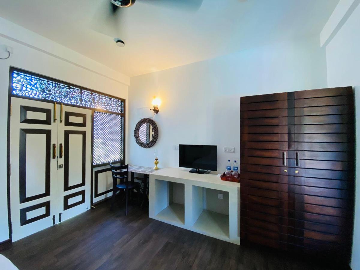 Thaprobana Villa Tangalle - Private Villa Екстер'єр фото