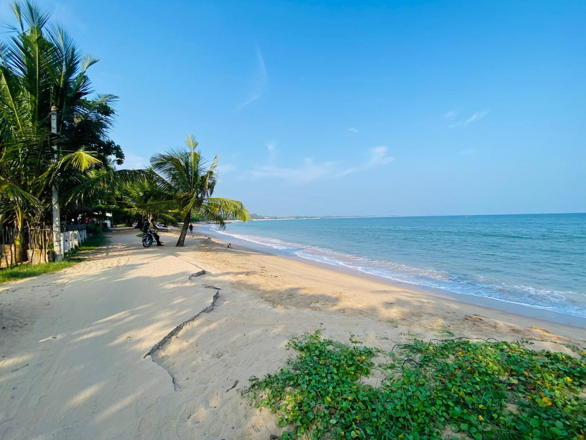 Thaprobana Villa Tangalle - Private Villa Екстер'єр фото