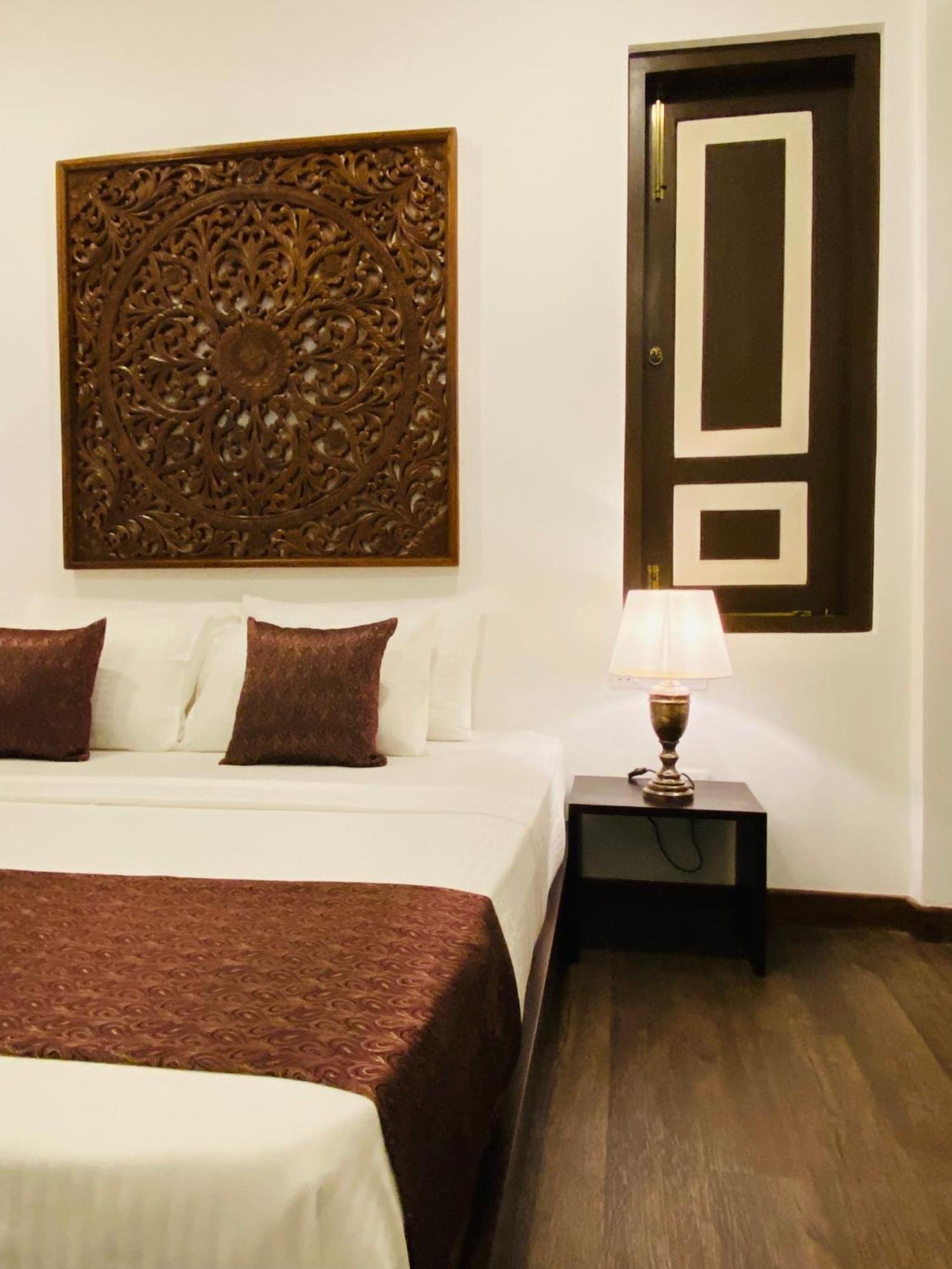 Thaprobana Villa Tangalle - Private Villa Екстер'єр фото